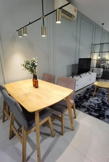 Modern Comfy Studio Permaisuri 2 Carpark Wifi Netflix Kuala Lumpur 0*,